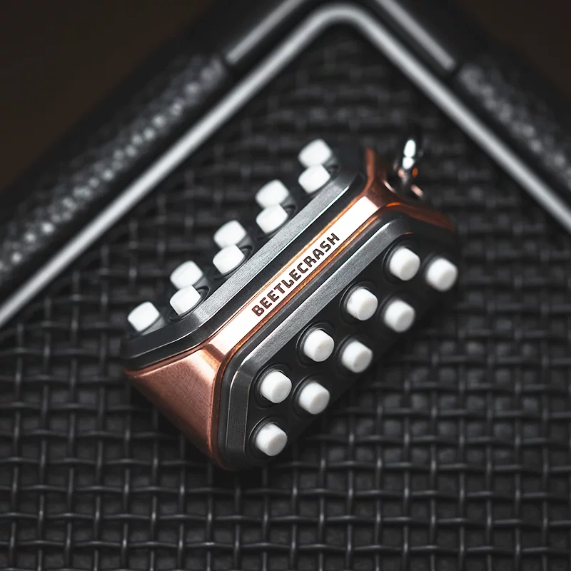 LAUTIE Beetle Crash & Strawberry Crash Pendant EDC Toy