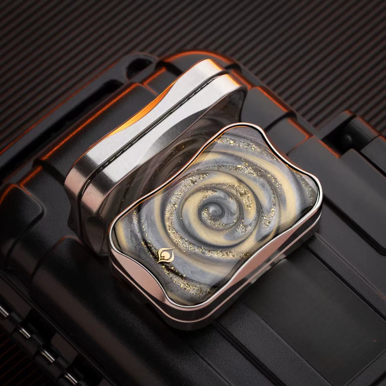 PEACOCK Aura Sand EDC Toy – KernoEDC