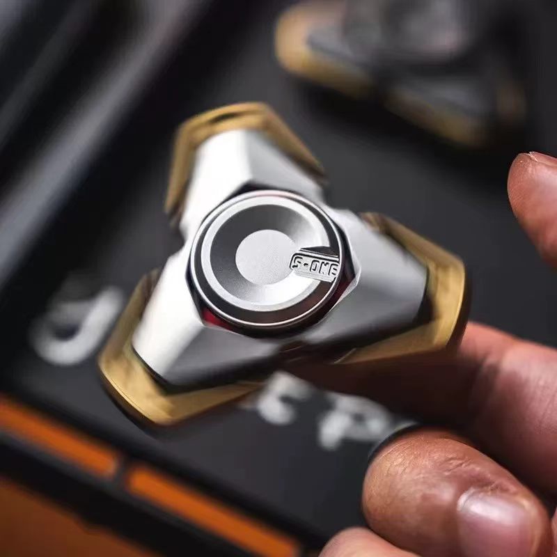 S-ONE SUAN Q Spinner EDC toy