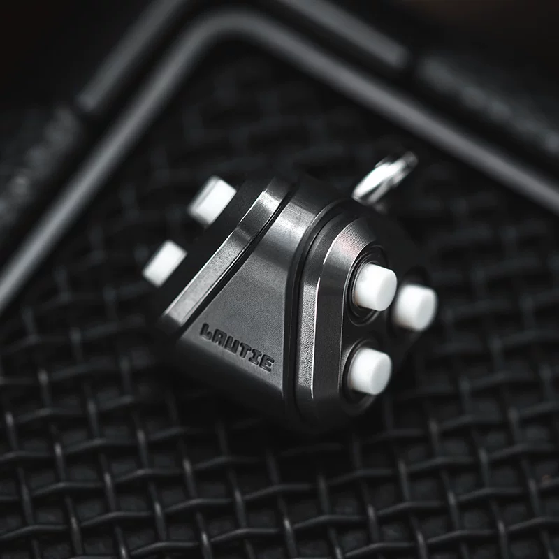 LAUTIE Beetle Crash & Strawberry Crash Pendant EDC Toy