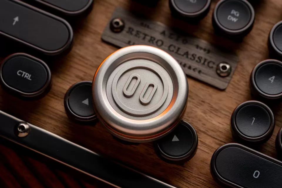 YEDC Pig Coin  EDC Toy