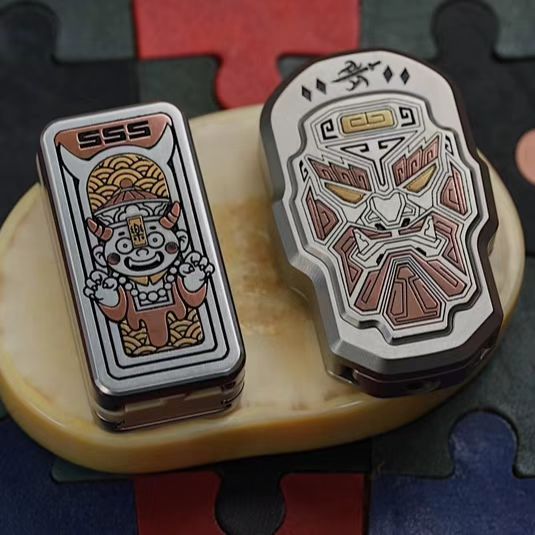 YOLO STUDIO Huang Cai EDC Toy